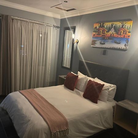 Kv Luxury Guest House Йоганнесбурґ Екстер'єр фото