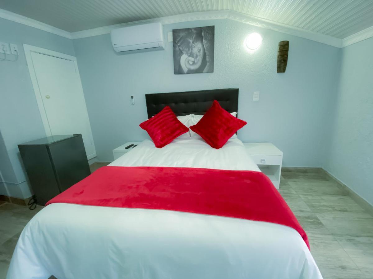 Kv Luxury Guest House Йоганнесбурґ Екстер'єр фото