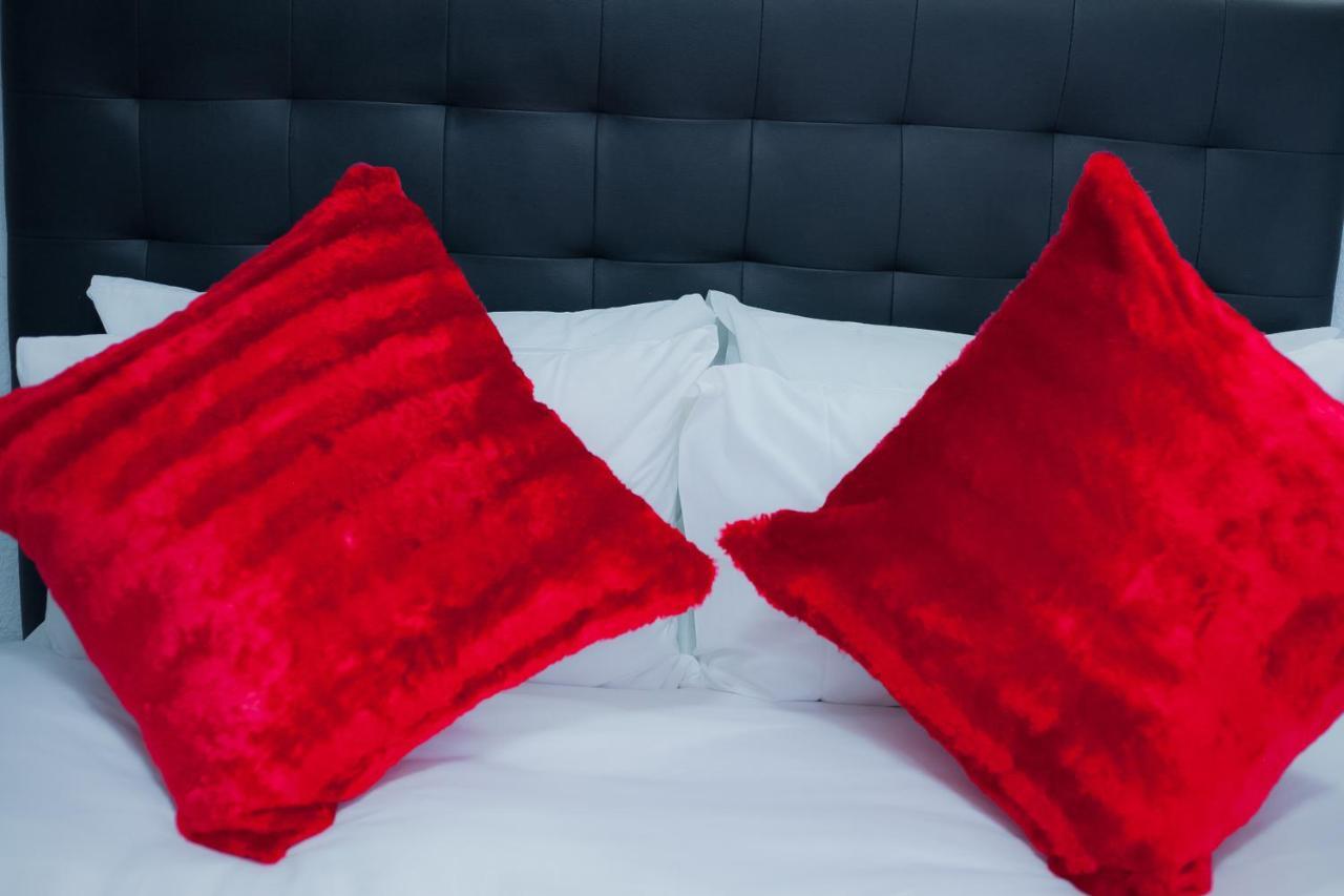 Kv Luxury Guest House Йоганнесбурґ Екстер'єр фото
