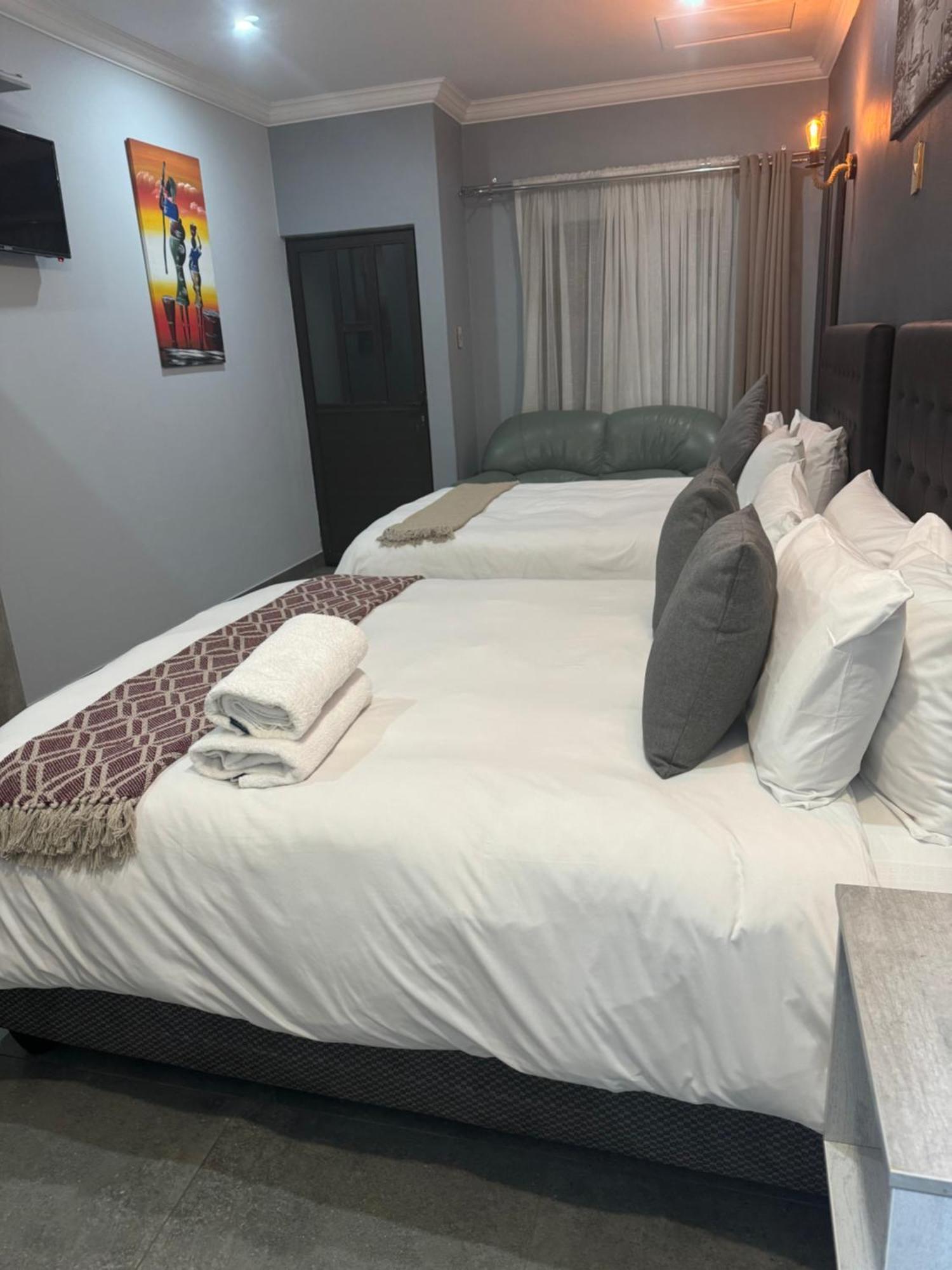 Kv Luxury Guest House Йоганнесбурґ Екстер'єр фото
